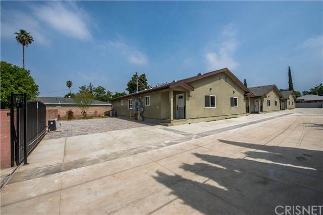12518 San Fernando Road - Photo 1