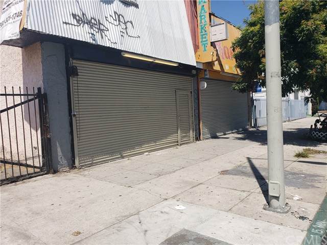 8413 Broadway - Photo 1