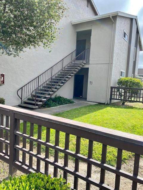 429 Laurel Drive - Photo 1