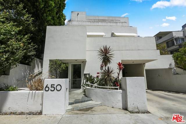 650 Kelton Avenue - Photo 1