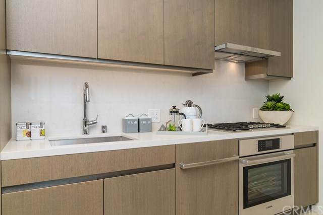 889 Francisco Street - Photo 1