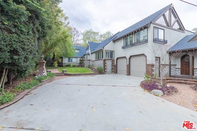 5024 Hill Street - Photo 1