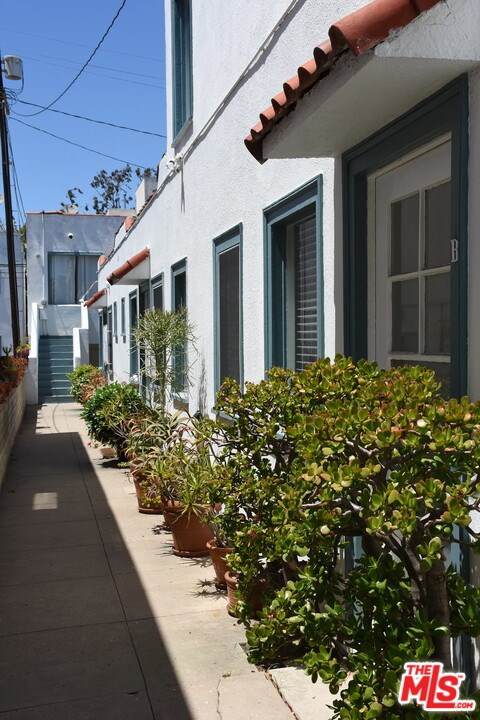 49 Paloma Avenue - Photo 1