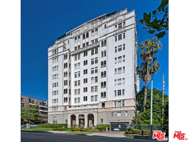 450 Rossmore Avenue - Photo 1