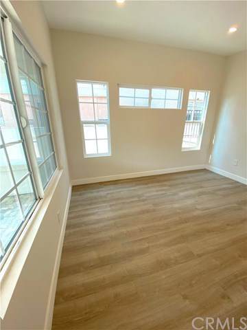 521 Avenue 50 - Photo 1