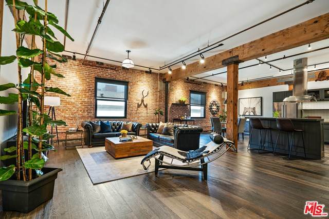 215 Santa Fe Avenue - Photo 1