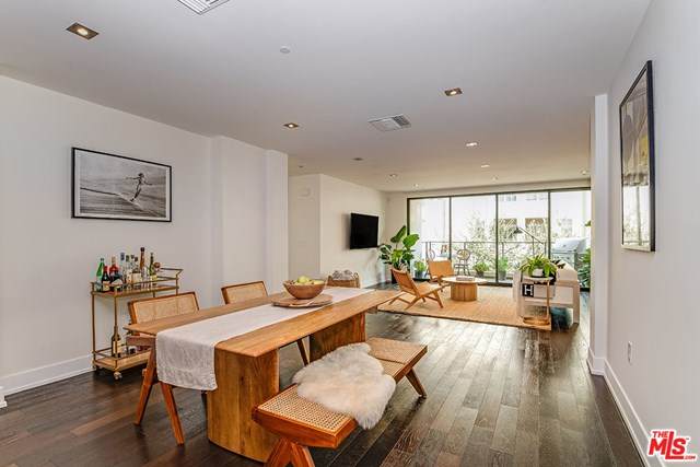 432 Oakhurst Drive - Photo 1
