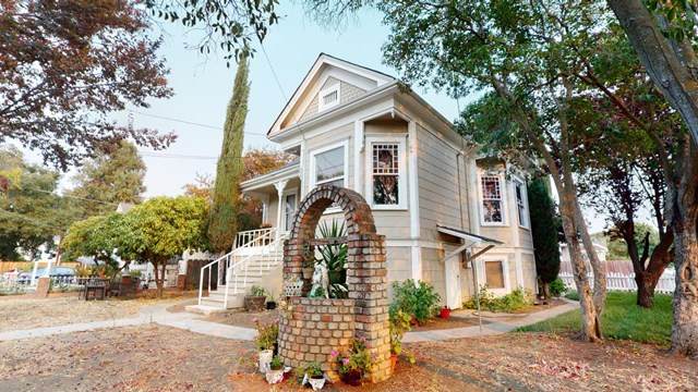 288 7th Street - Photo 1