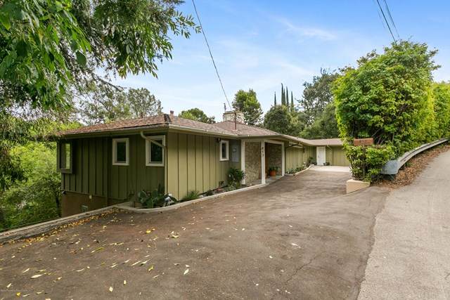859 Saint Katherine Drive - Photo 1