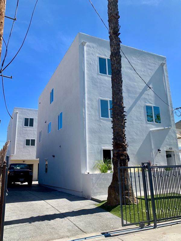 435 30th Street - Photo 1