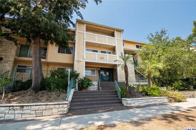 121 Sinclair Avenue - Photo 1