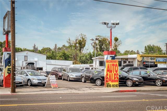 709 Mchenry Avenue - Photo 1