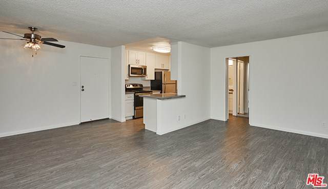 700 Knoll - Photo 1