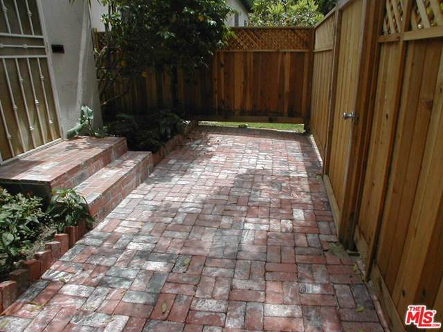 1444 Yale Street - Photo 1