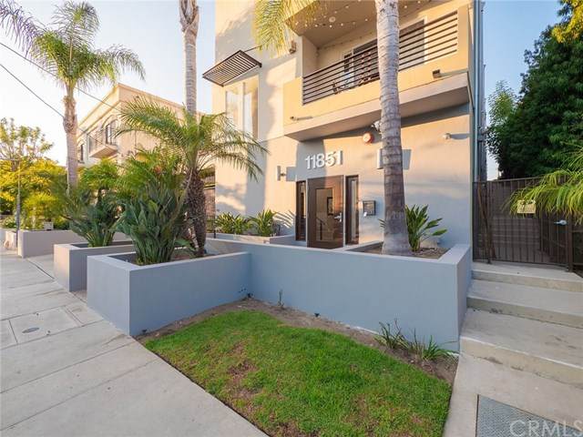 11851 Laurelwood Drive - Photo 1