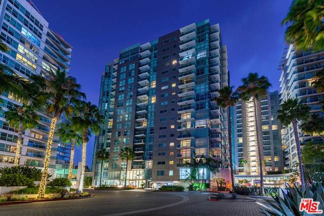 13650 Marina Pointe Drive - Photo 1