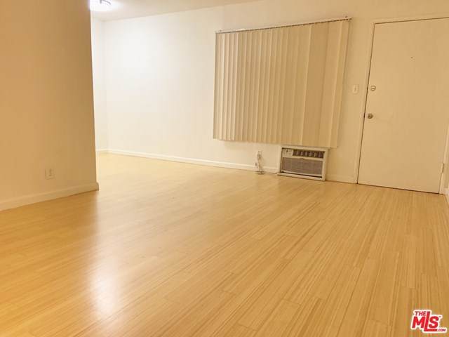 937 Cole Avenue - Photo 1