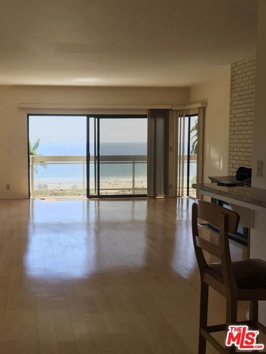 801 Ocean Avenue - Photo 1