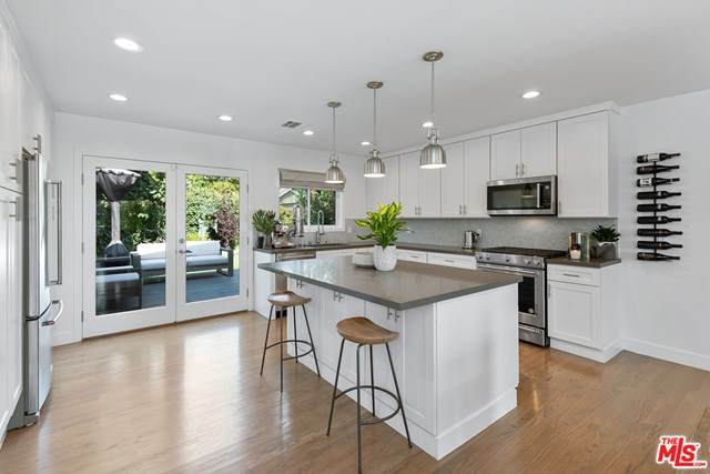 3946 Minerva Avenue - Photo 1