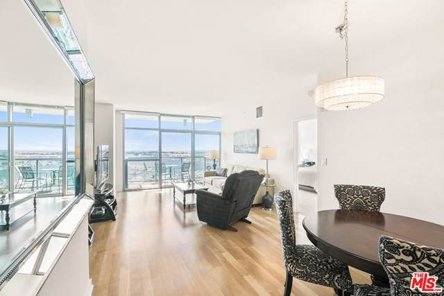 13700 Marina Pointe Drive - Photo 1