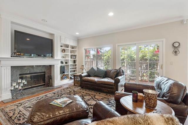 100 Danbury Lane - Photo 1