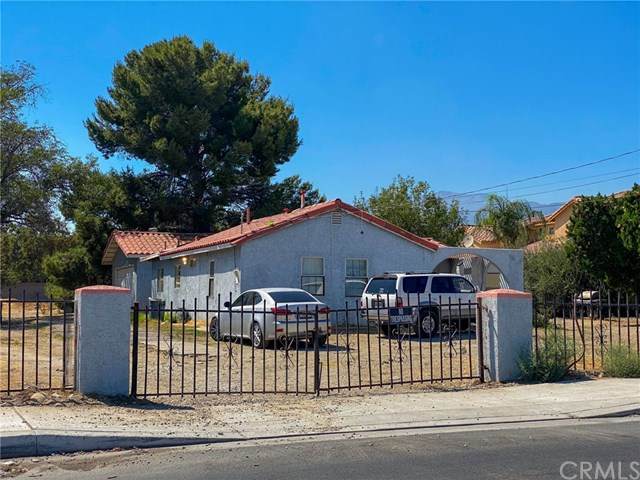 2650 Linden Avenue - Photo 1