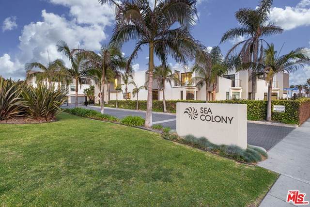 35 Sea Colony Drive - Photo 1