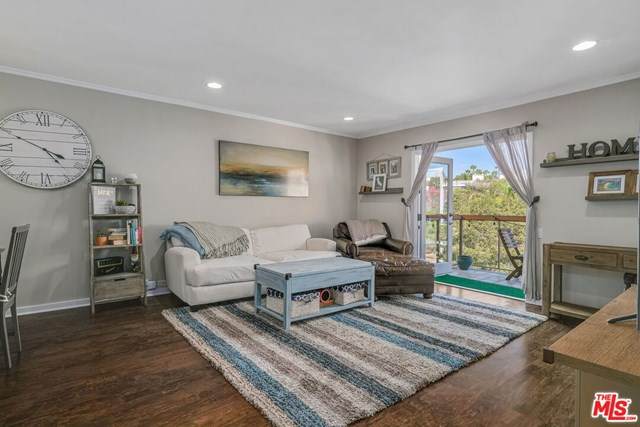 330 Barrington Avenue - Photo 1