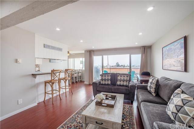 1720 Ardmore Avenue - Photo 1