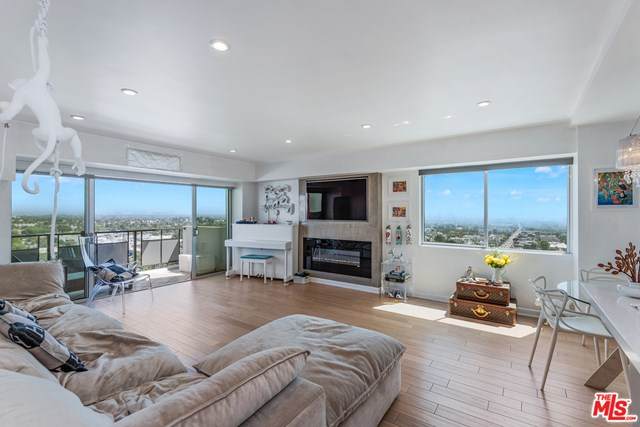 1155 La Cienega Boulevard - Photo 1