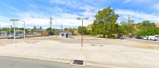 16617 D Street - Photo 1