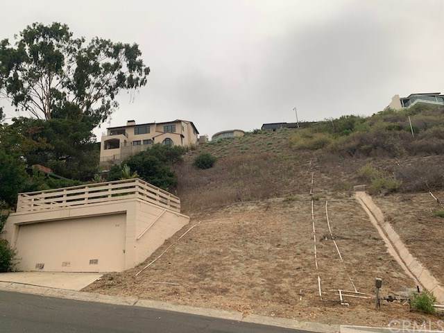 945 Oriole Drive - Photo 1
