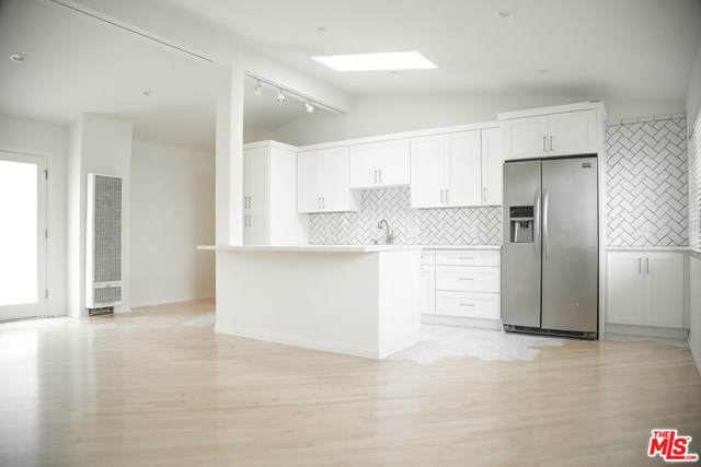 1144 Stanford Street - Photo 1