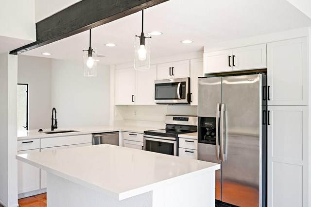 72459 Desert Flower Drive - Photo 1