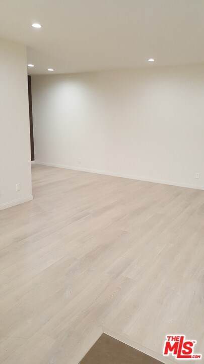 1132 Oakhurst Drive - Photo 1