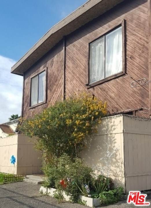 11249 Emelita Street - Photo 1