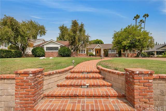 17543 Donmetz Street - Photo 1