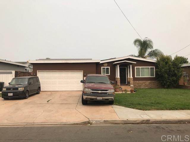 2208 Iris Ave - Photo 1
