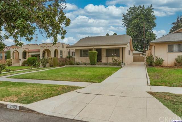 2703 Avenue 32 - Photo 1