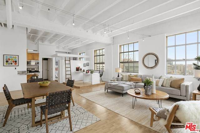 312 5th Street - Photo 1