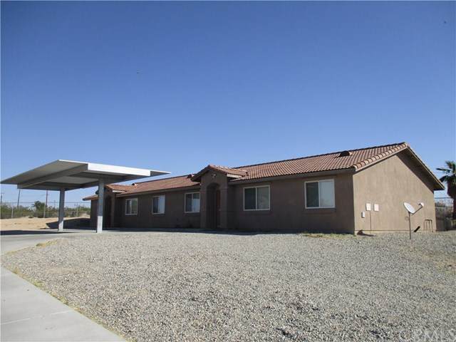 73590 Sunnyslope Drive - Photo 1