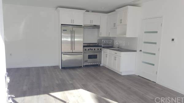 6652-1/2 Vickiview Drive - Photo 1