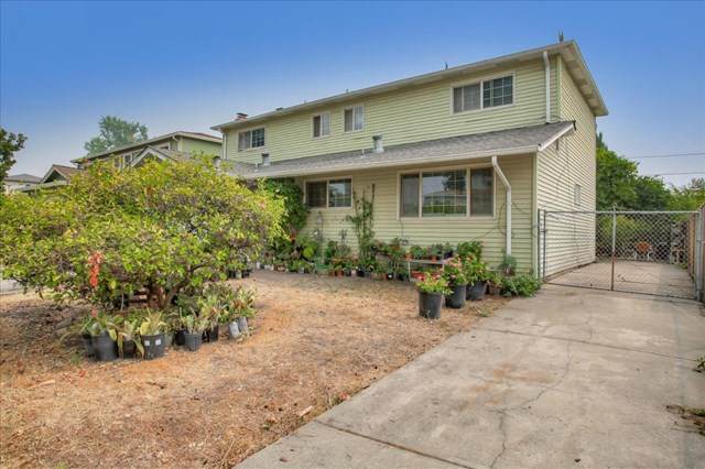 132 Washington Drive - Photo 1