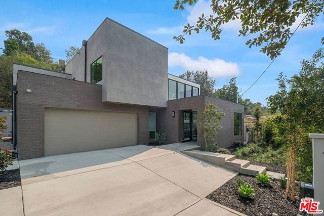 492 Bundy Drive - Photo 1