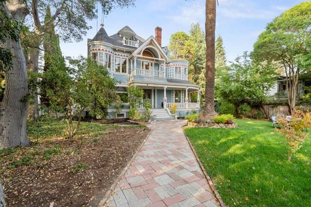 1023 Forest Avenue - Photo 1