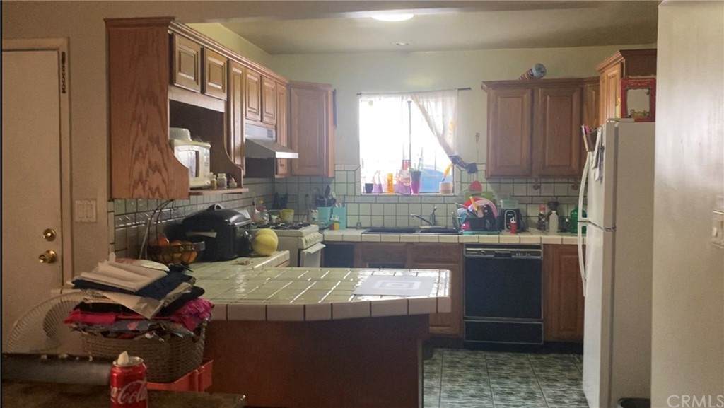 5525 Morgan Avenue - Photo 1