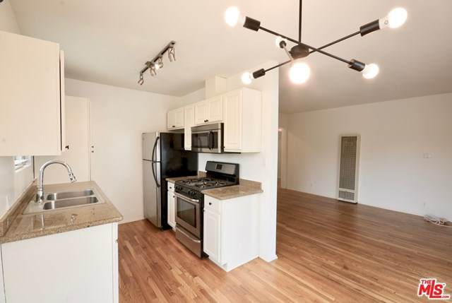 1508 Stanford Street - Photo 1