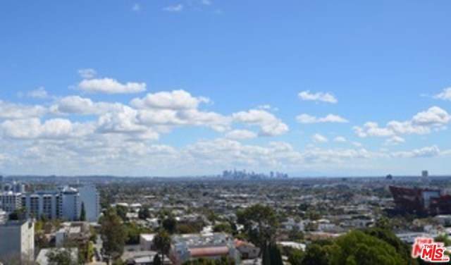 999 Doheny Drive - Photo 1