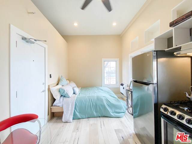 14 Westminster Avenue - Photo 1