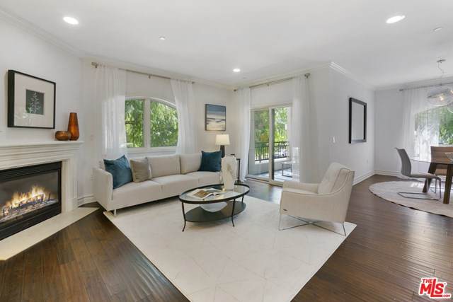 2347 Fox Hills Drive - Photo 1